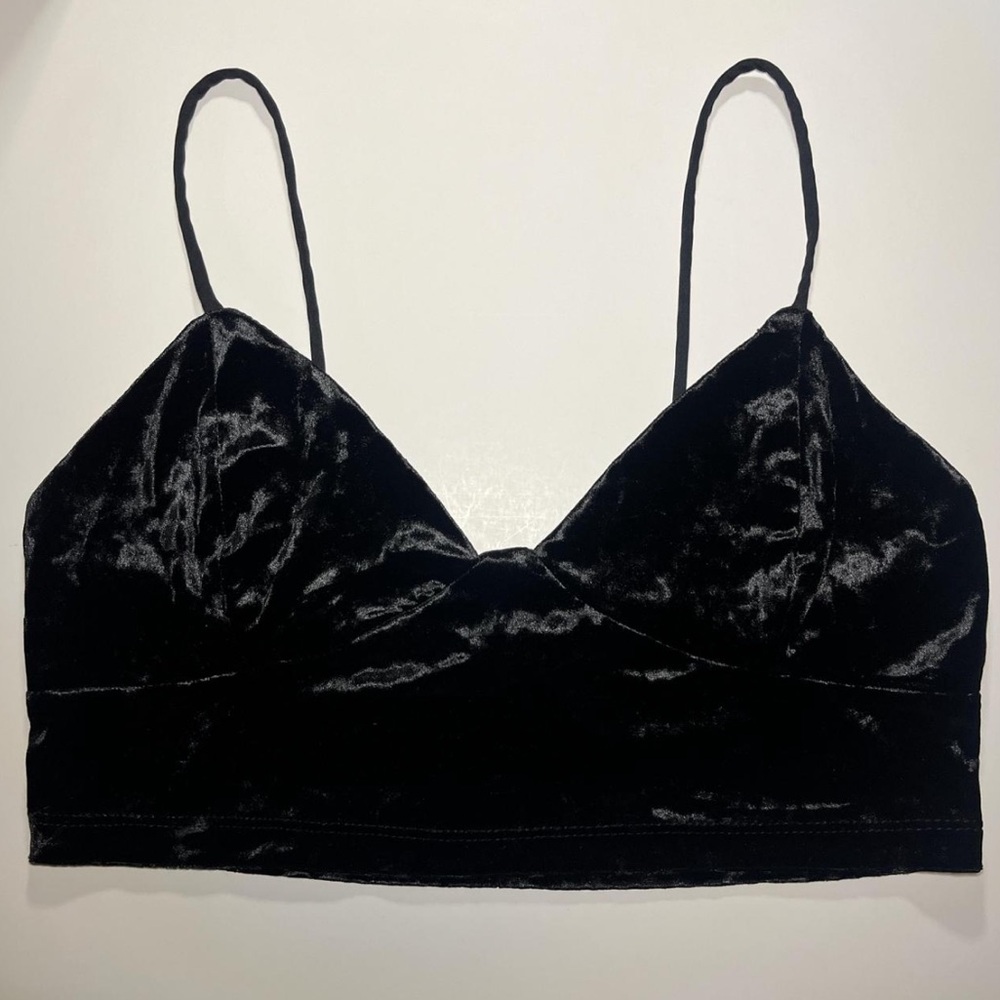 ZARA BLACK VELVET CROP TOP